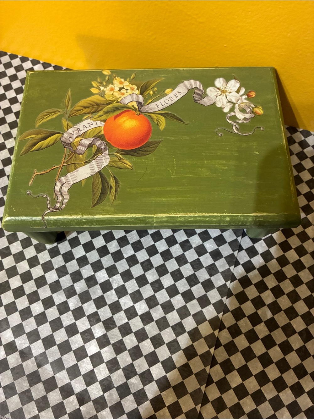 Hand-Painted Olive Green Decorative Riser - Picture 2 of 4